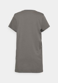 Noisy May Petite T-shirt med print - black