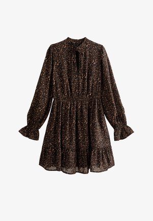 Korte mouw, bruin jurk met luipaardprint, voorzien van een geplooide taille, een hoge hals, een keyhole-opening en een uitlopende zoom. Gemaakt van lichtgewicht stof.