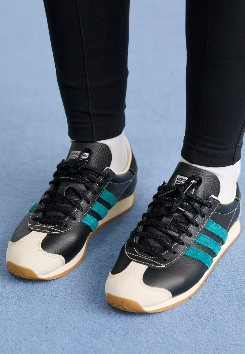 adidas Originals COUNTRY OG - Trainers - core black/legacy teal/silver  metallic/black - Zalando.co.uk