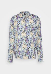 Camisa de manga larga con botones que presenta un estampado abstracto colorido de varias formas en púrpura, azul y beige sobre un fondo claro.