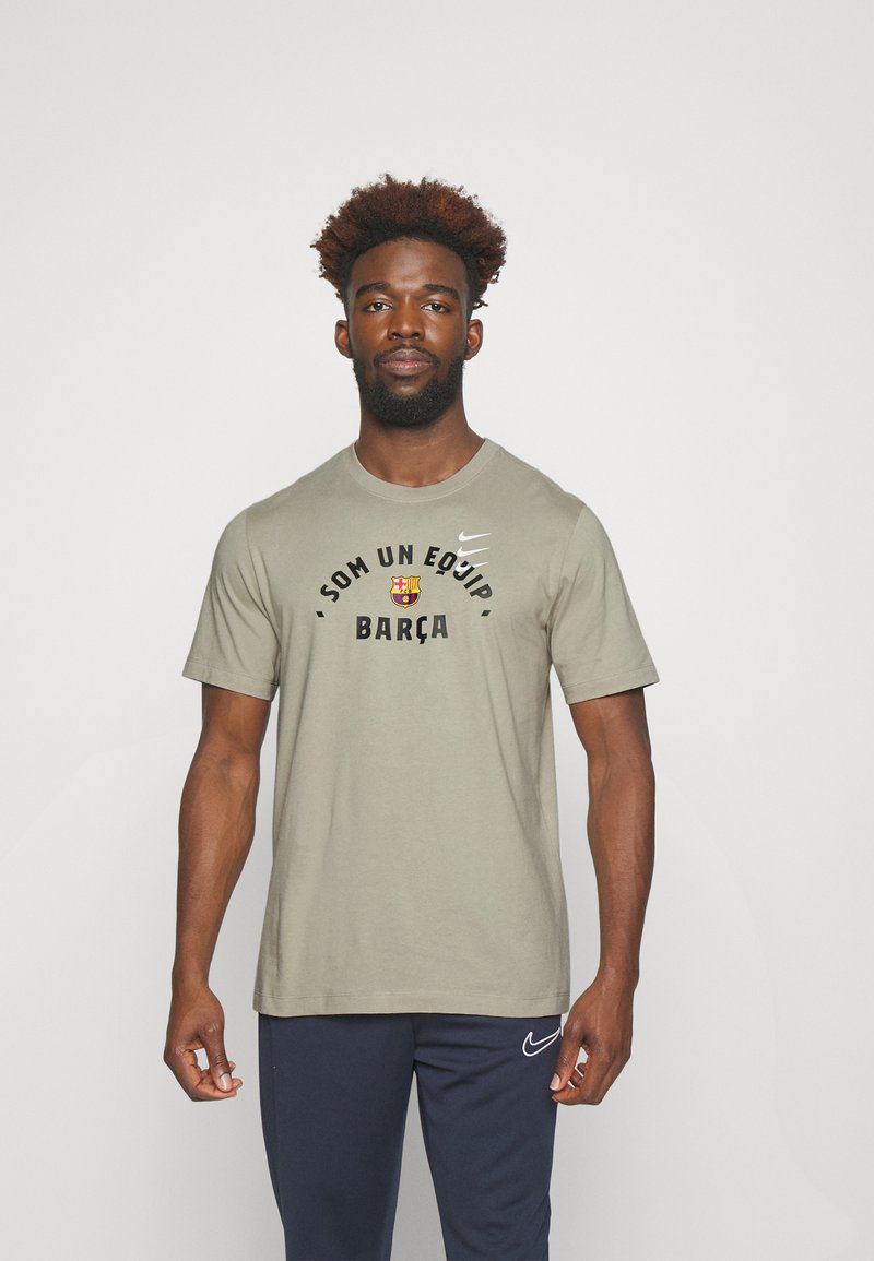 nike t shirt barcelona