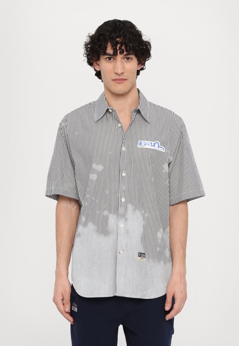 Evisu - STRIPED SHIRT STICKER LOGO  - Button down-skjorte - navy, Forstørre
