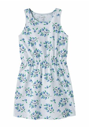 Robe sans manches bleu clair avec une taille élastique et un motif de baies bleues et de feuilles vertes sur des branches.