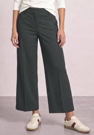 Street One, WIDE LEG HOSE MIT KNOPFDETAILS - Stoffhose - mossbound green