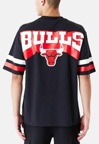New Era CHICAGO BULLS - Camiseta estampada - noir