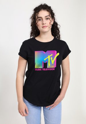 Schwarzes Baumwoll-T-Shirt mit einem mehrfarbigen "MTV"-Logo im verlaufenden Muster. Kurze Ärmel und runder Halsausschnitt, lockere Passform.