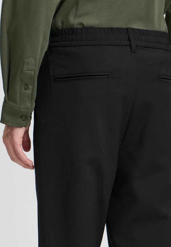 CFMARC RELAXED FIT  TAPERED LEG - Trousers2