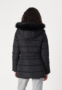 Vero Moda Tall VMWILMA JACKET - Vinterjakke - black