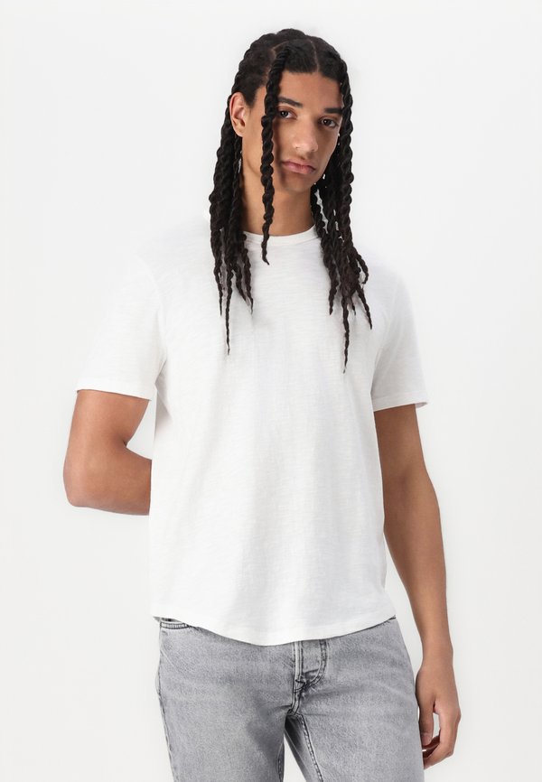 LIVED CURVED HEM - Basic T-shirt3