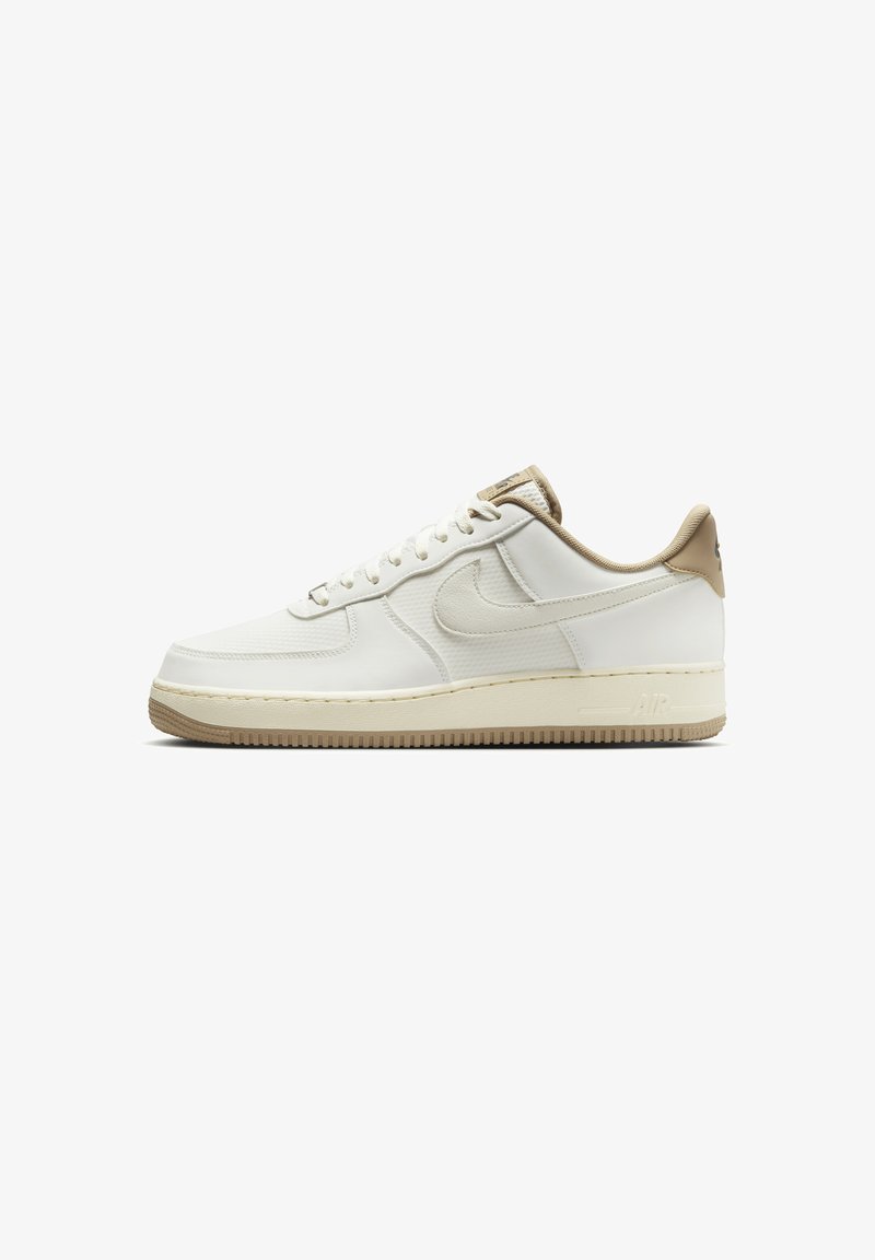 Nike Sportswear AIR FORCE - Sportcipő - summit white khaki coconut milk summit white