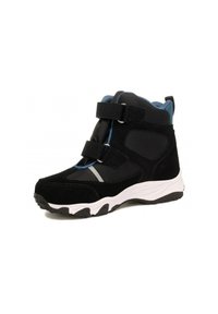 Scarpe high-top nere e blu in suede e rete, dotate di due cinturini in velcro, una suola in gomma texturizzata e accenti riflettenti.