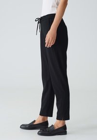 OPUS ELOPA REMIX - Stoffhose - black
