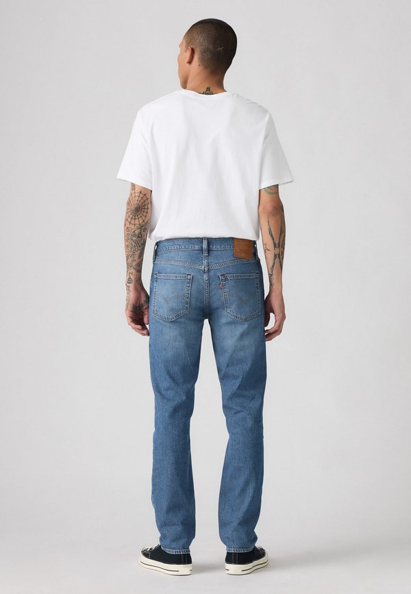 Straight leg jeans - take it from the top3