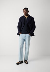 Isaac Dewhirst NEW SHORT PEACOAT SIDE ENTRY - Chaqueta de entretiempo - navy