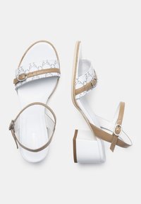 NeroGiardini Sandali - bianco