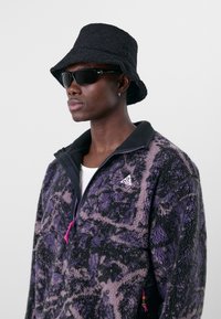Nike ACG TFADV WNDPF - Forro polar - dark raisin/black/black/summit white