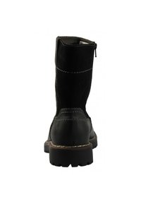 Botte en cuir noir avec une finition lisse, des détails de couture marquants et une fermeture éclair sur le côté ; semelle en caoutchouc avec une texture antidérapante.
