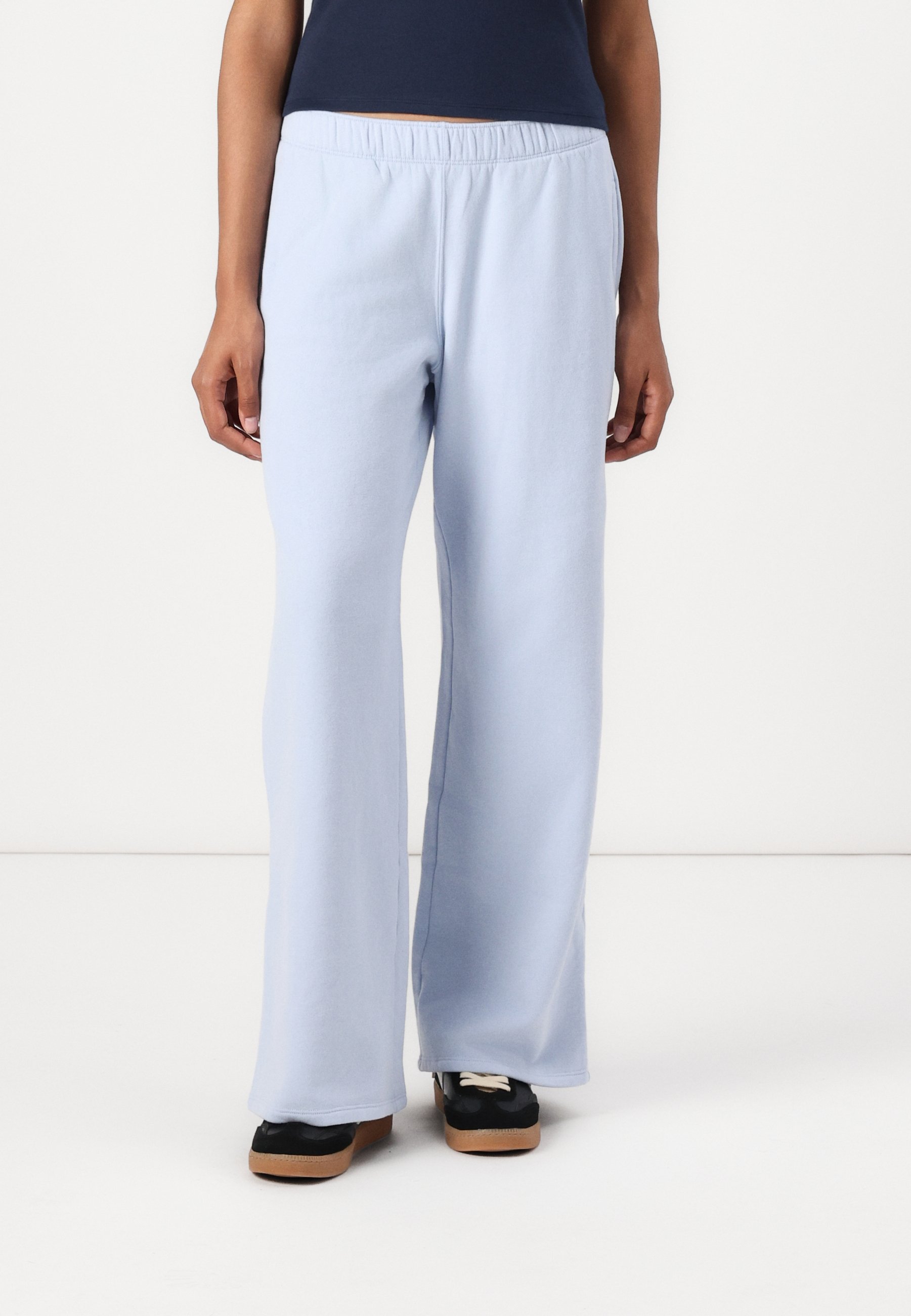 hollister jogger pants womens