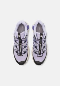 Salomon Sportstyle XT PATHWAY 2 UNISEX - Športni copati - purple heather/footwear silver/aster purple