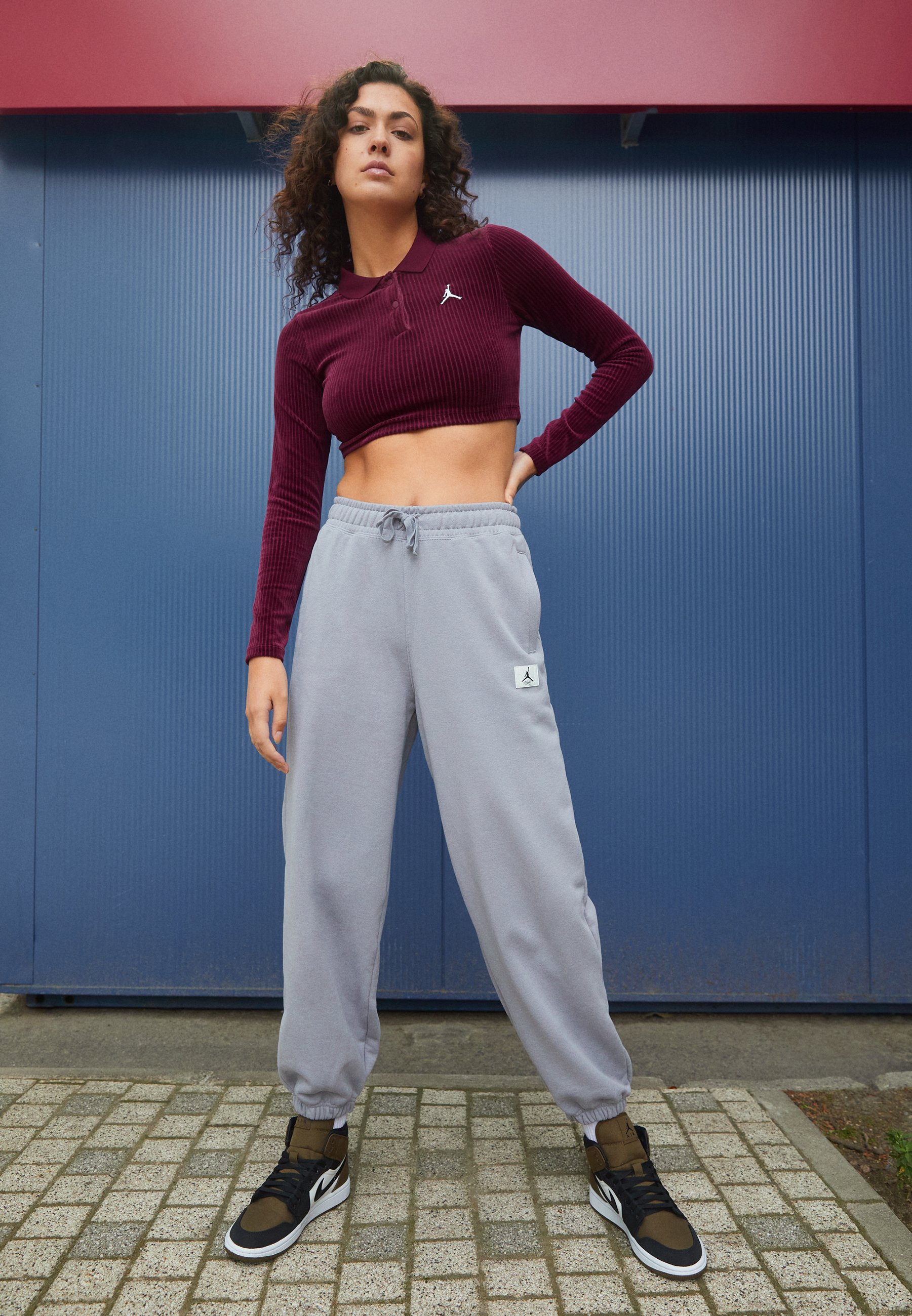 jordan bordeaux sweater