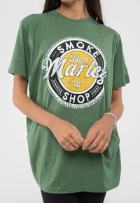 Paradiso Clothing BOB MARLEY JAMAICA S FINEST - Print T-shirt - green