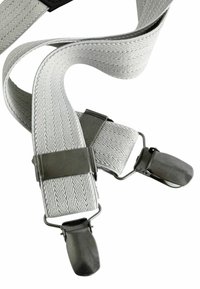 Graue Fischgrät-Hosenträger mit Metallclips; der Stoff ist strukturiert und gewebt, mit einem robusten Design zum sicheren Halten der Hose.