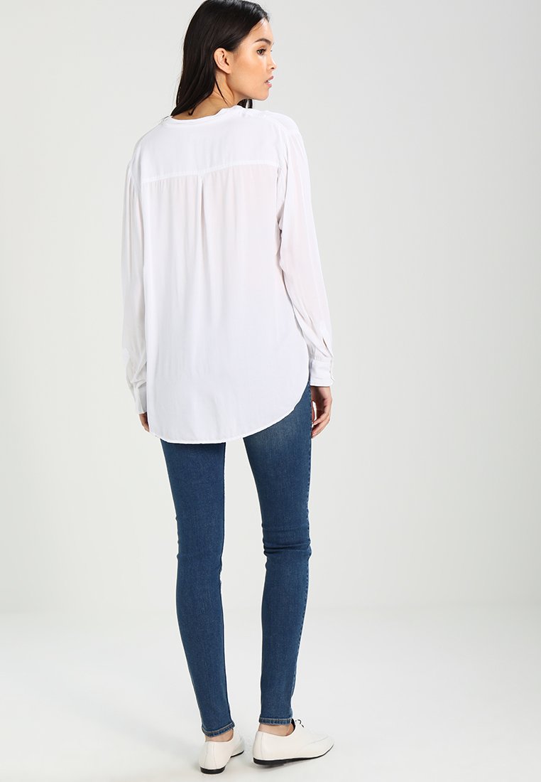 lee scarlett high ninety nine