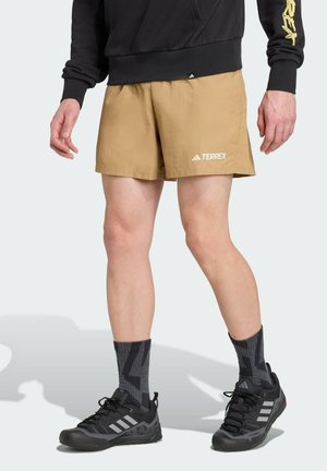 MT - Sports shorts - cardboard