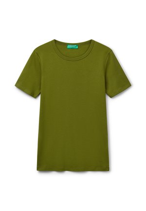Effen olijfgroene T-shirt met korte mouwen en ronde hals, met een klein logo vlakbij de onderzoom en een groen merklabel aan de binnenkant van de kraag.