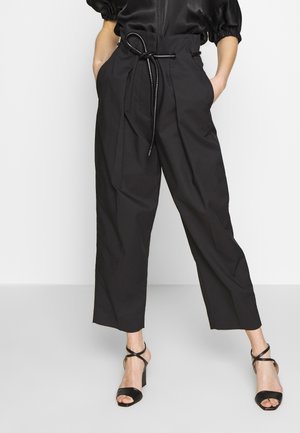 Shorts - black