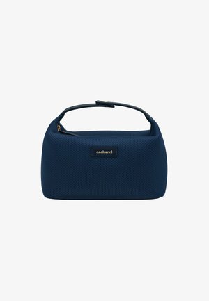 Borsa a tracolla blu navy in materiale a rete testurizzato, forma rettangolare, manico superiore e accentuazione del logo dorato sul davanti. Chiusura con zip nella parte superiore.