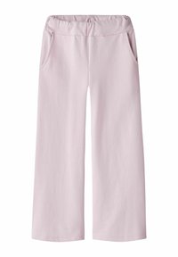 Unselected, pirouette