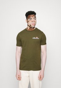 Ellesse - VOODOO - Potiskana majica - khaki Miniaturna slika 1