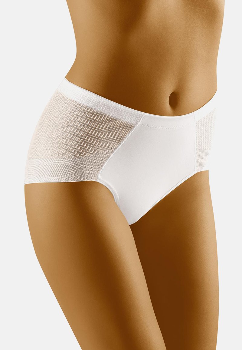 Sous-vêtements blancs taille haute avec un panneau en maille texturée de chaque côté. Le tissu lisse contraste avec le design en maille structuré.