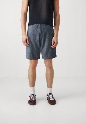 ESSENTIAL - Short - indigo chambray