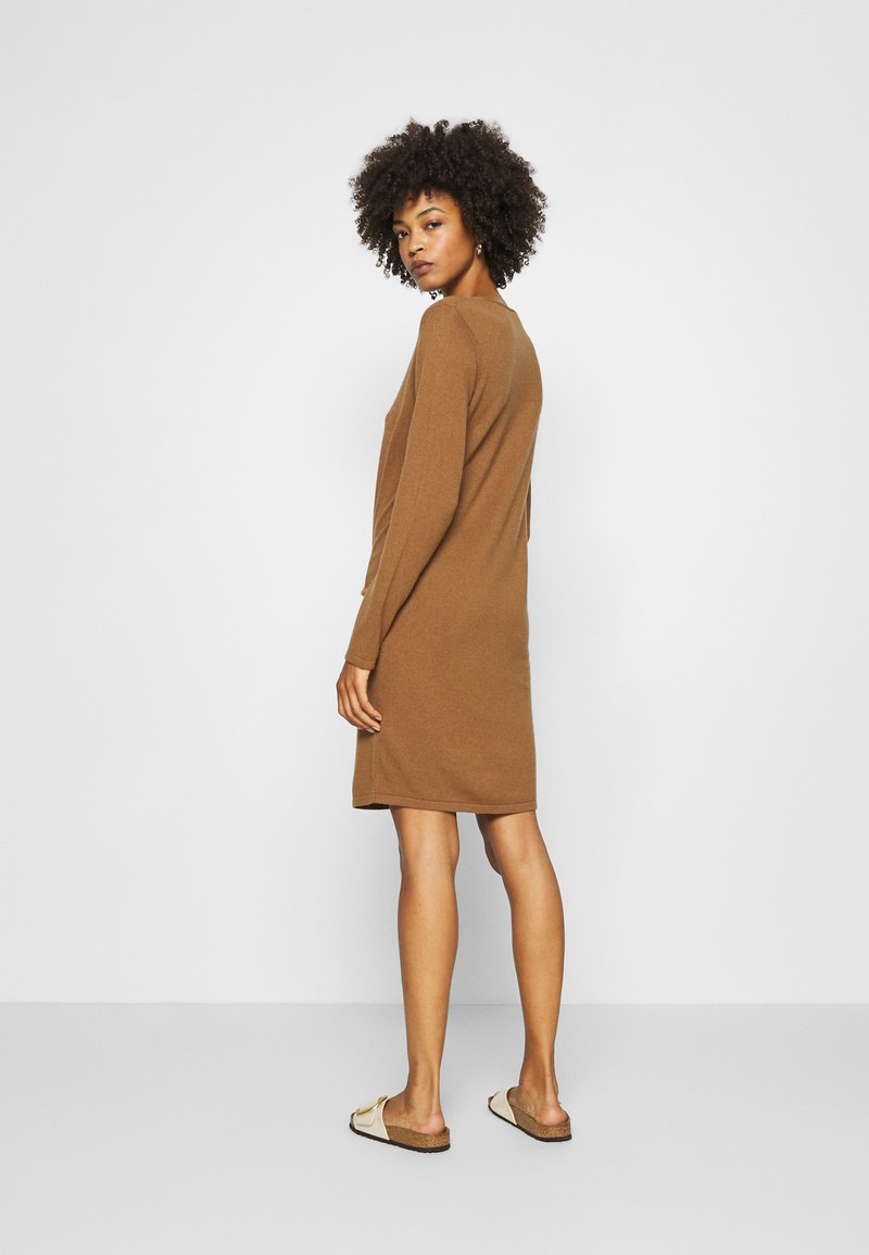 Someday Quirsten Strickkleid Golden Caramel Beige Zalando De 