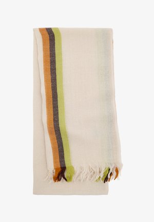 Złożony kremowy, tkany szalik z frędzlami i pionowymi paskami w kolorze pomarańczowym, brązowym i zielonym po jednej stronie.