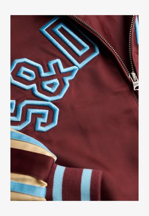 Superdry & Co, SUPERDRY SUIKA TRACK JACKET.. - Sudadera con cremallera - andorra burgundy multi