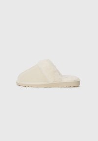 Παντόφλες - off-white