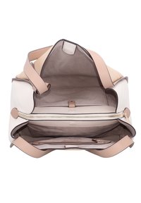 Borsa strutturata in pelle crema e rosa cipria. Presenta un interno spazioso con tasca con cerniera e molteplici scomparti. Texture liscia.