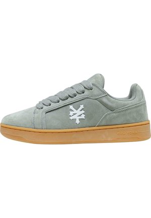 ZOO YORK HIGHBRIDGE - Trainers - olive white gum