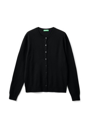 Cardigan nero realizzato in morbido materiale, con scollatura tonda, maniche lunghe e bottoni frontali. Texture liscia con polsini e orlo a coste.