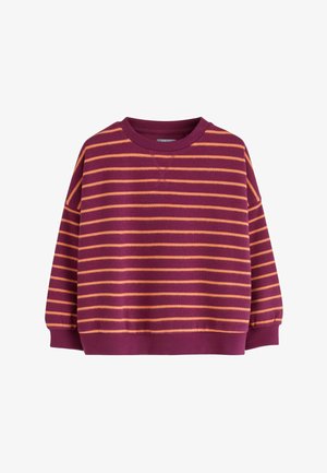 Langærmet maroon sweatshirt med orange vandrette striber, ribbet manchetter, halsudskæring og linning, vist på en hvid baggrund.