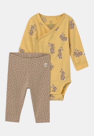 RABBIT SET UNISEX - Legíny - light dusty yellow