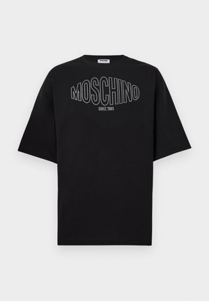 Mustast puuvillast T-särk, millel on suur, valgete joontega ümbritsetud „MOSCHINO" logo ja allpool kiri „SINCE 1983", lühikeste varrukatega ja mugava lõikega.