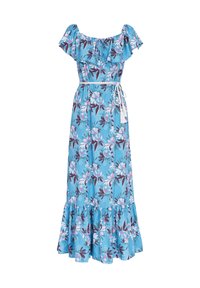 Abito lungo blu a fiori con spalle scoperte e volant, cintura bianca e orlo a strati. Presenta un motivo tropicale con accenti rosa e marroni.