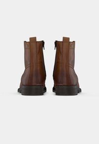 Jack & Jones JFWSHAUN BOOT - Botines con cordones - cognac