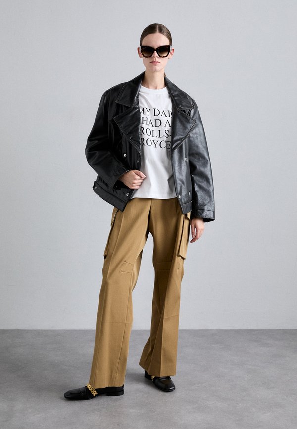 SLOGAN TEE MY DAD HAD A ROLLS ROYCE - Print T-shirt4