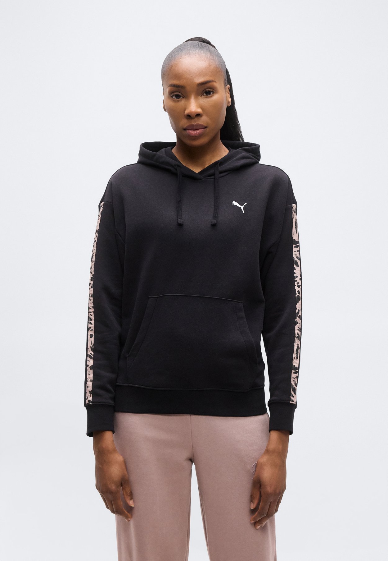 GRAPHIC ANIMAL COMFORT HOODIE