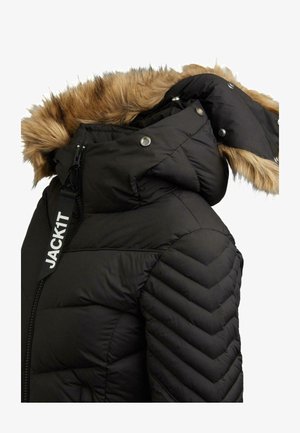 Veste d'hiver noire matelassée avec capuche amovible en fourrure et fermeture éclair à l'avant avec un tirette de marque "JACK IT".
